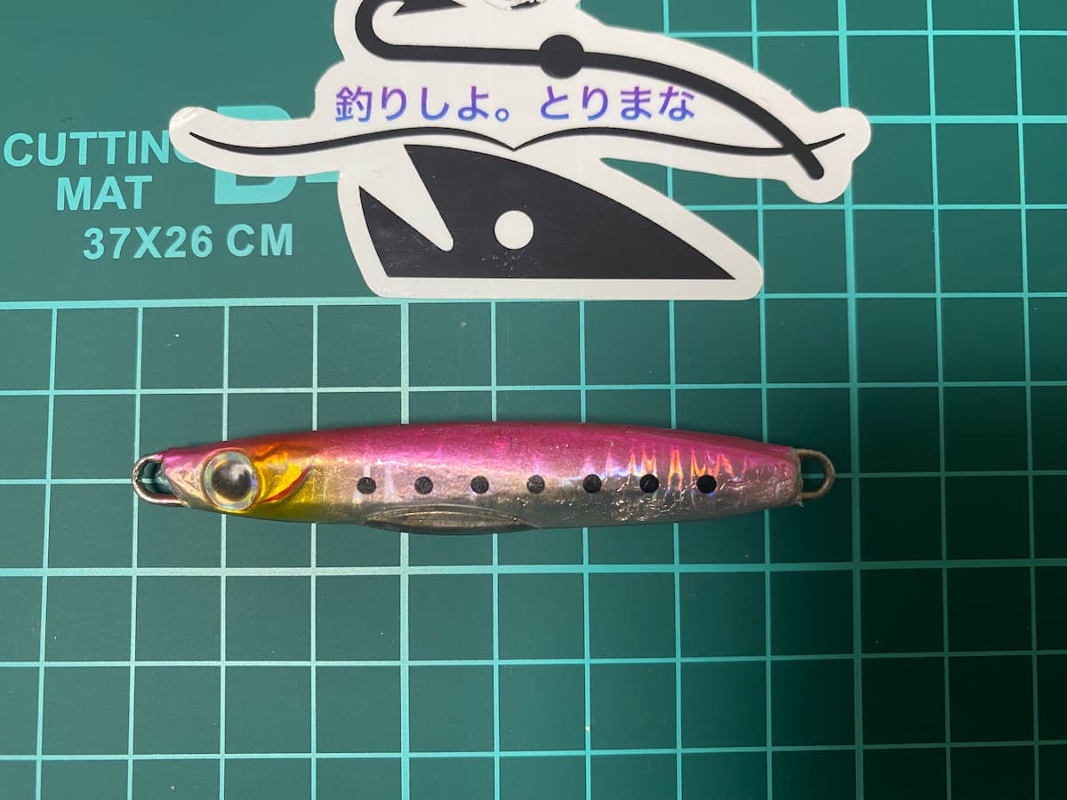 私が実際に釣りで使用したシマノのコルトスナイパーTGベルサーテの30gの写真